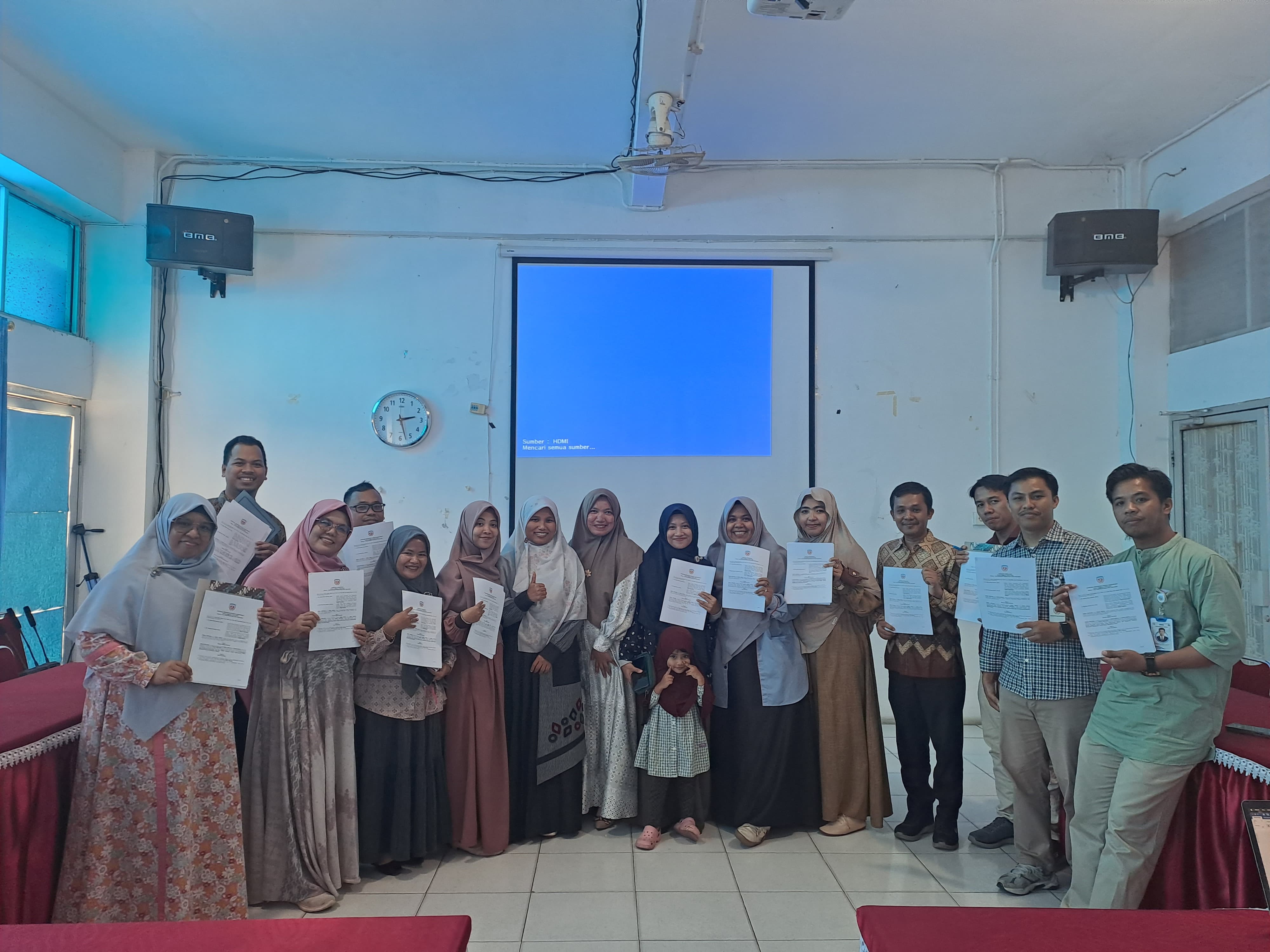 Penandatanganan Kontrak Hibah Internal 2025